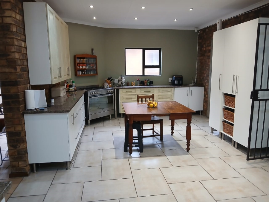 3 Bedroom Property for Sale in Bodorp North West